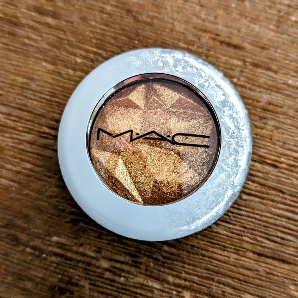 Mac Makeup Brand New Nib - Gold Crush